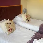 The Victoria 3* York